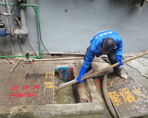 汉台清掏化粪池